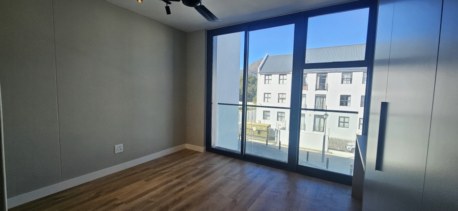 To Let 1 Bedroom Property for Rent in Dennesig Western Cape